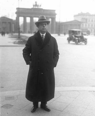 Intendant Max Reinhardt 1930 in Berlin. Foto: Bundesarchiv, Bild 102-10387