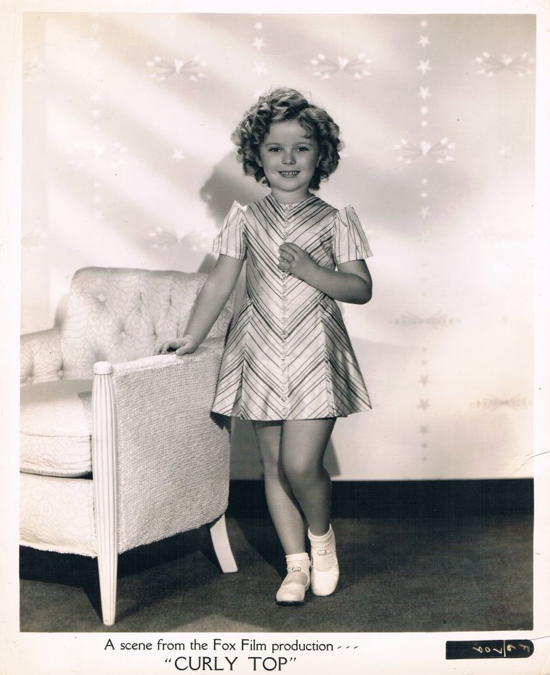 31+ Shirley Temple Kleid Background